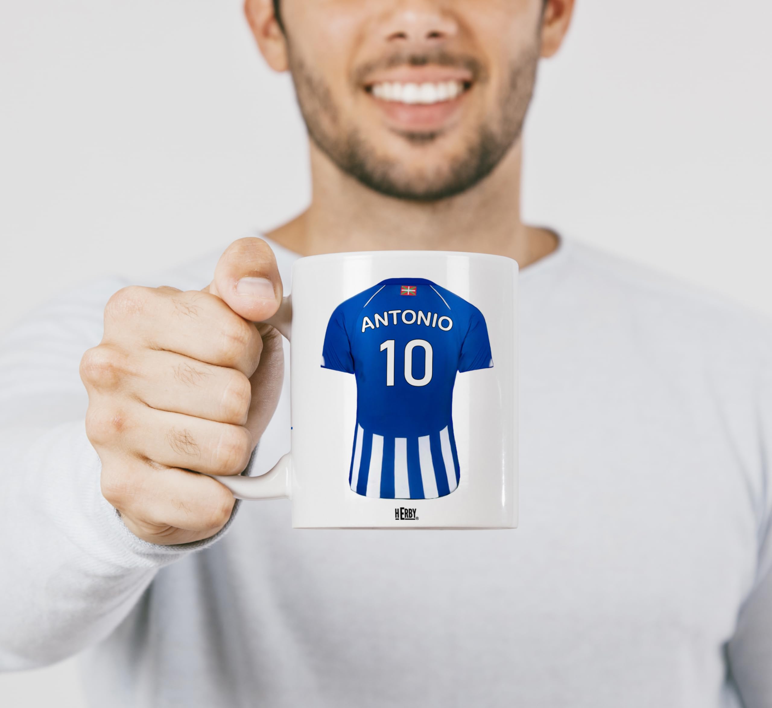 Taza Alavés Cerámica Personalizada Diseño Camiseta 325 Ml Regalo Ideal Para Aficionados Detalle Único Día Del Padre Cumpleaños Fanáticos Futbol Resistente Lavavajillas Microondas (Alavéscerámica)